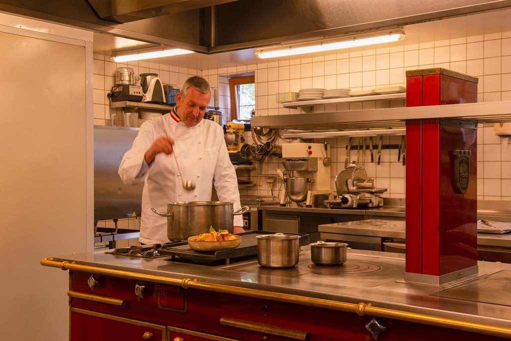 Hostellerie Du Peiffeschof, The Originals Relais آرلون وسائل الراحة الصورة