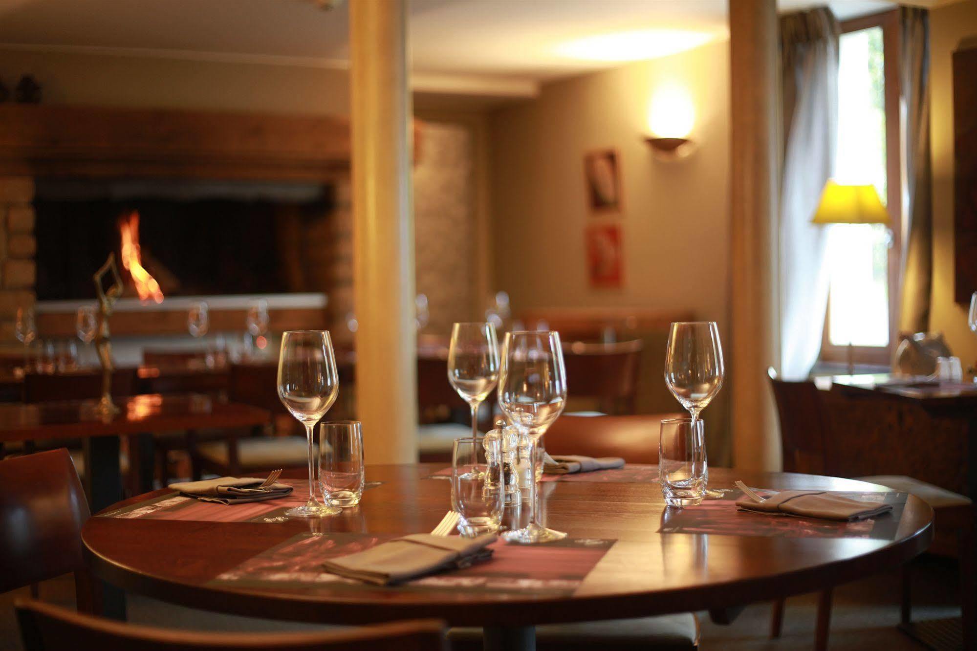 Hostellerie Du Peiffeschof, The Originals Relais آرلون المظهر الخارجي الصورة